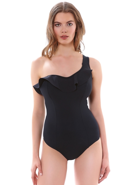 Những kiểu áo bơi hot nhất hè 2018